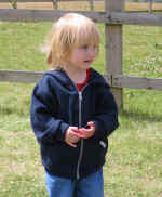 020721MMB_Nia.jpg (99051 bytes)